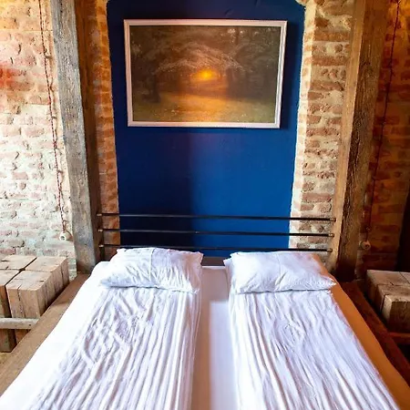 Daire Vysoka Khata Lviv